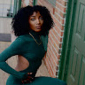 Meet your Posher, Laisha